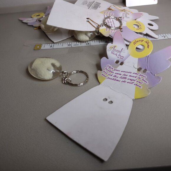 Lot Of 6 Angel Keychains - Picture 6 of 6